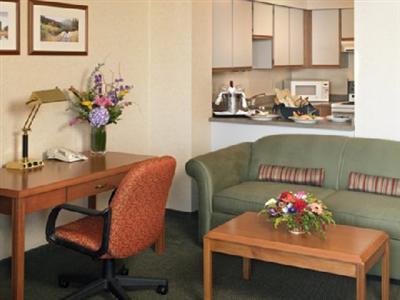 Cascadia Hotel & Suites