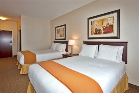 Holiday Inn Express Hotel & Suites Whitecourt