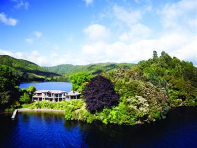 Lake Okareka Lodge by lebua