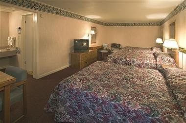 Americas Best Value Inn Mackinaw City