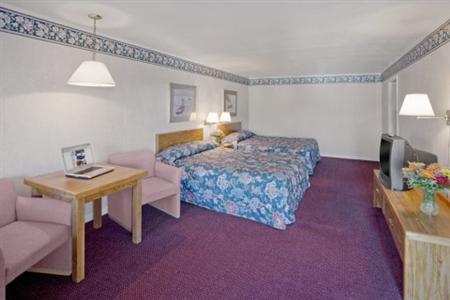 Americas Best Value Inn Mackinaw City