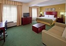 Holiday Inn Express and Suites Indianapolis East