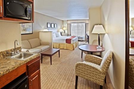 Holiday Inn Express Hotel & Suites Vancouver Portland North