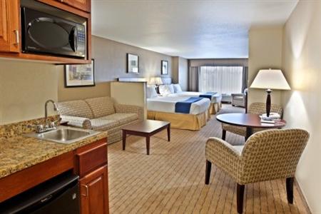 Holiday Inn Express Hotel & Suites Vancouver Portland North