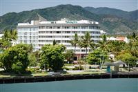 Holiday Inn Cairns