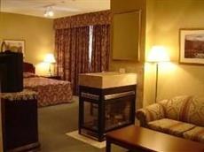 Peterborough Inn & Suites Hotel