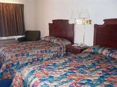 Rodeway Inn & Suites Fort Jackson