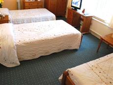 Cumberland House Bed and Breakfast Gatwick Horley