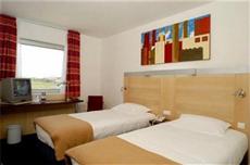 Holiday Inn Expres Lisbon Oeiras