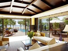 Le Meridien Shimei Bay Beach Resort & Spa