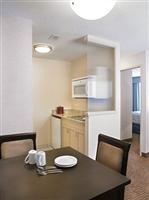 Campus Tower Suite Hotel Edmonton