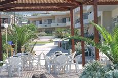 Seafront Apartments Arkadi