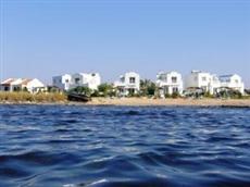 Thalassines Beach Villas