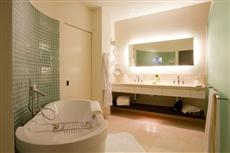 Hotel Arista at CityGate Centre