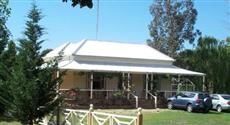 Snug as a Bug Motel Omeo