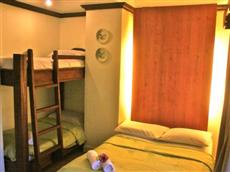 Stonehouse Bed & Breakfast Hotel Quezon City