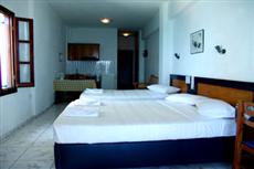 Karaoulanis Beach Aparthotel Agios Ioannis