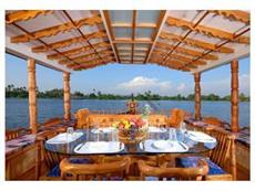 Grandeur Houseboats Kumarakom