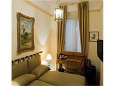 Residenza Le 6 A Trieste