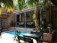 Huppelepup Guesthouse Hartbeespoort