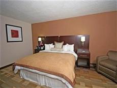 Holiday Inn & Suites Greensboro