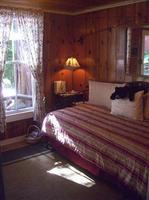 Tahoma Meadows B&B Cottages