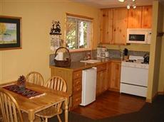 Tahoma Meadows B&B Cottages