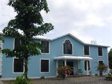 Tamarind Hostel Oracabessa