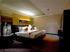 Golden Tulip Mandison Suites