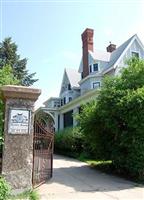 Alexander Mansion Bed & Breakfast