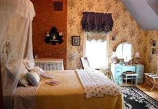 Alexander Mansion Bed & Breakfast