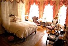 Alexander Mansion Bed & Breakfast