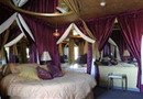 Boulder Inn & Suites