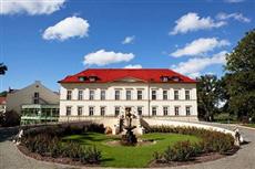 Golf Und Wellnesshotel Schloss Teschow