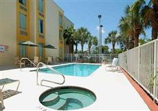 Comfort Inn & Suites Fort Lauderdale