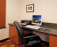 Holiday Inn Express Longmont