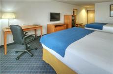 Holiday Inn Express Hotel & Suites Carlsbad