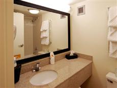 La Quinta Inn & Suites Virginia Beach