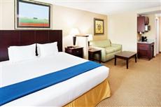 Holiday Inn Express Hotel & Suites Cincinnati SE Newport