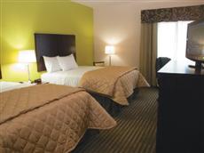 La Quinta Inn & Suites Houston Bush Intl Airport East