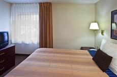 Candlewood Suites Detroit - Troy