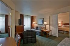 Staybridge Suites Calgary Airport