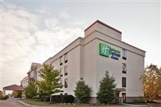 Holiday Inn Express & Suites Research Triangle Park