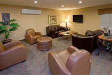 Candlewood Suites Louisville Airport