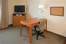 Candlewood Suites Louisville Airport