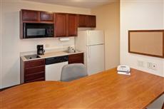 Candlewood Suites Louisville Airport