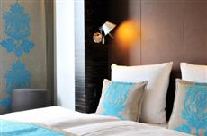 Motel One Hamburg Airport