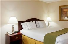 Holiday Inn Express Hotel & Suites Hunstville-University Drive