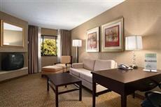 DoubleTree Suites by Hilton Dayton South