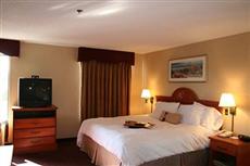 Hampton Inn & Suites Sterling Heights